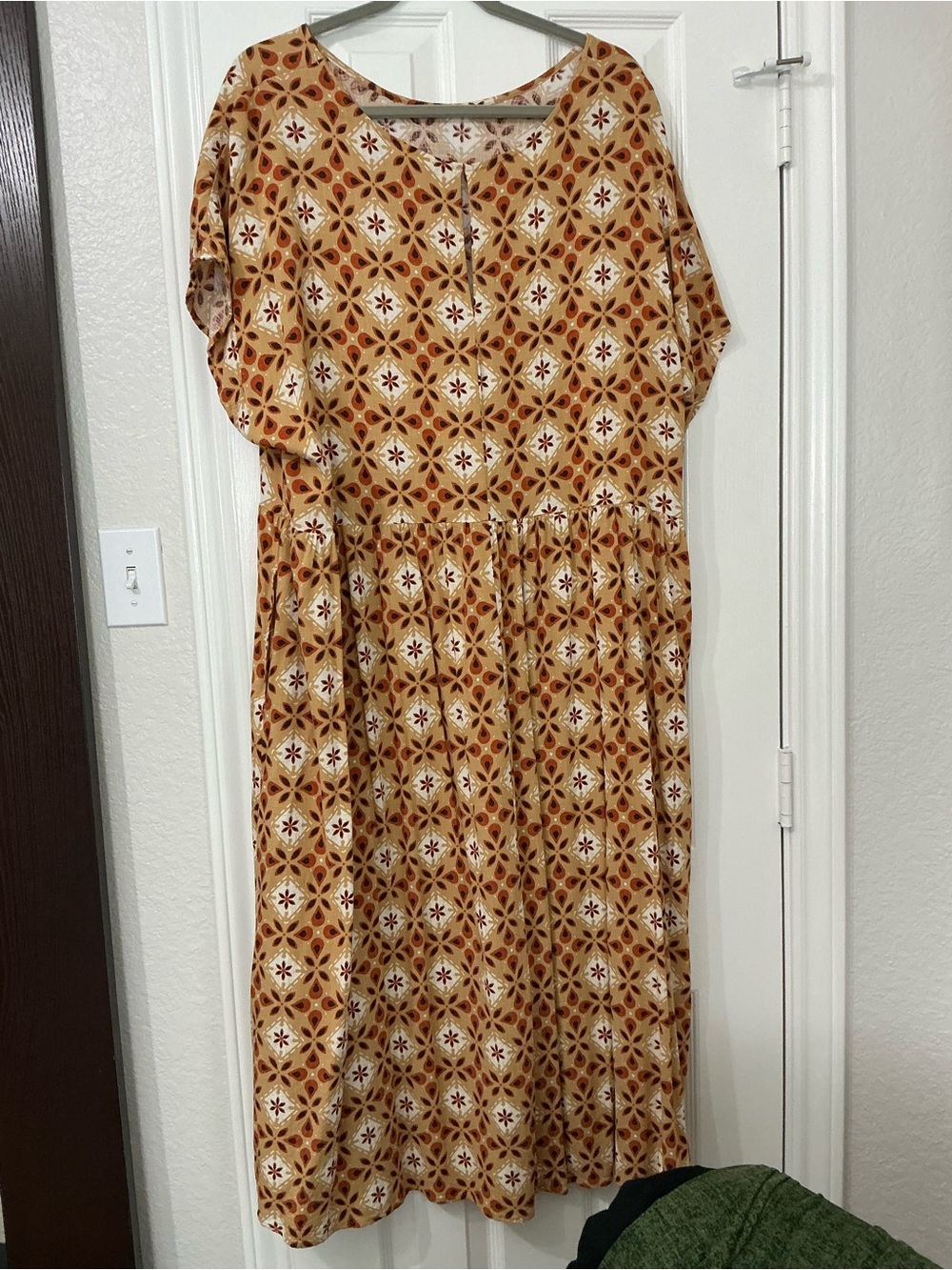 LuLaRoe Midi Dress in Rust and Cream Geo Floral Lorene